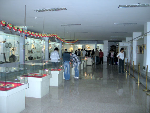 2025新澳门免费原料大全