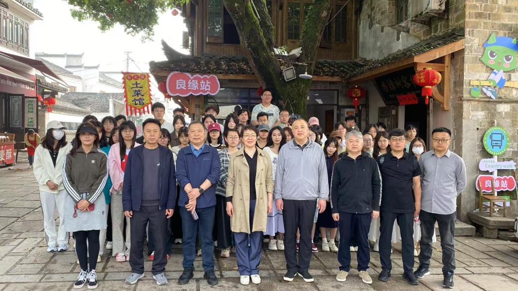 2025新澳门免费原料大全