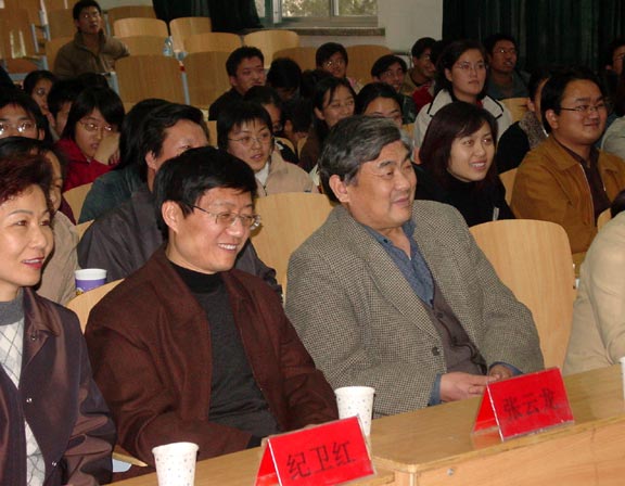 2025新澳门免费原料大全