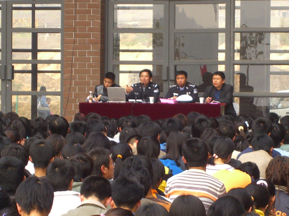 2025新澳门免费原料大全