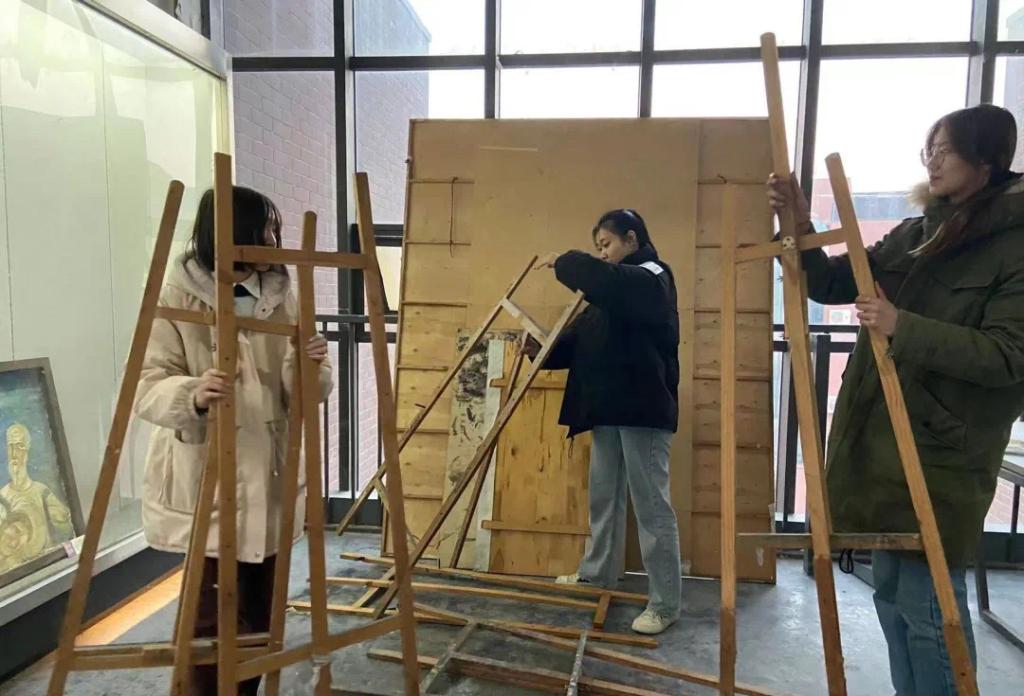 2025新澳门免费原料大全