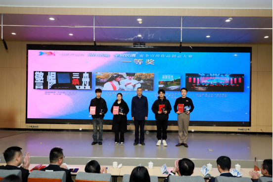 2025新澳门免费原料大全