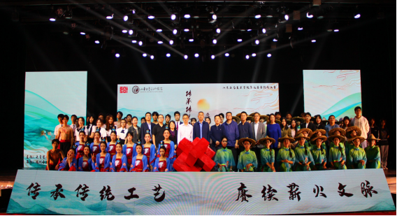 2025新澳门免费原料大全