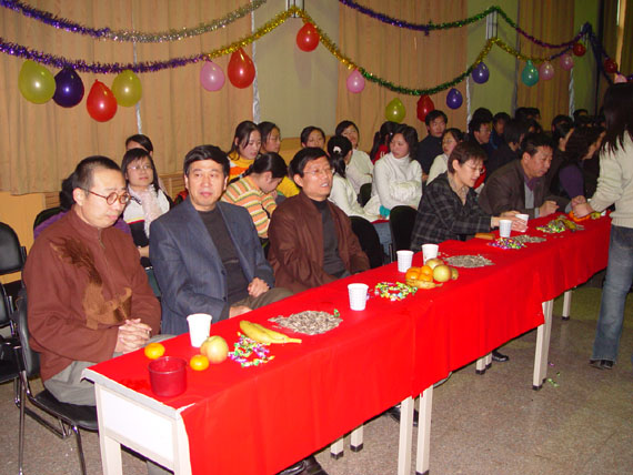 2025新澳门免费原料大全