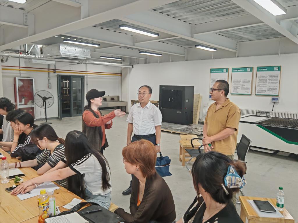 2025新澳门免费原料大全