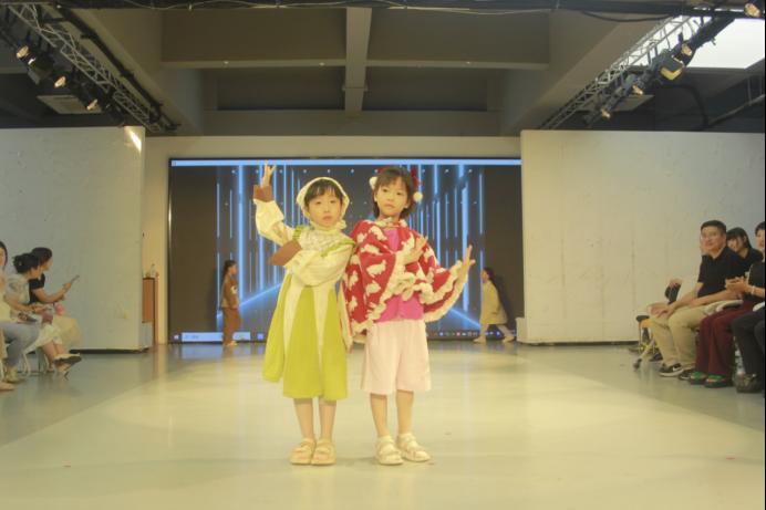 2025新澳门免费原料大全