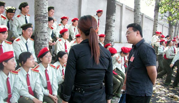 2025新澳门免费原料大全