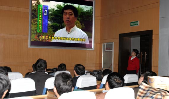 2025新澳门免费原料大全