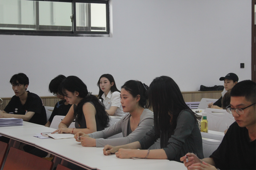 2025新澳门免费原料大全